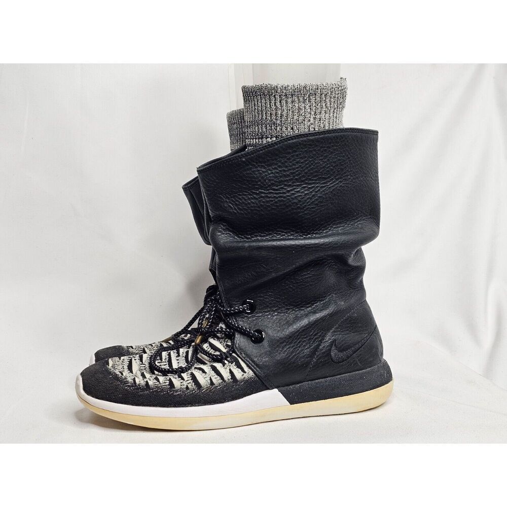 Nike Roshe Two Hi Flyknit OREO Womens‎ Size 7.5 Sneaker Boots Athletic Shoes